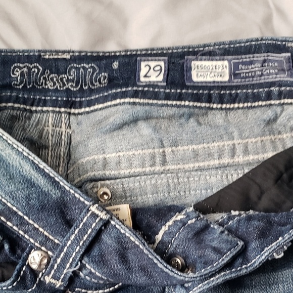 Miss Me Buckle Jeans - Picture 6 of 8